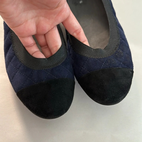 Stuart Weitzman Quilted Suede Ballet flats round toe navy black Size 7 1/2 - Picture 8 of 12